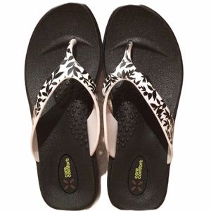 NWOT OKABASHI CORE COMFORT SANDAL S 5-6 THONG FLAT